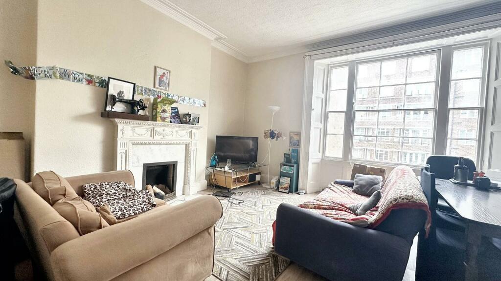 4 bedroom flat for rent in St Pauls Road, Clifton, BS8
