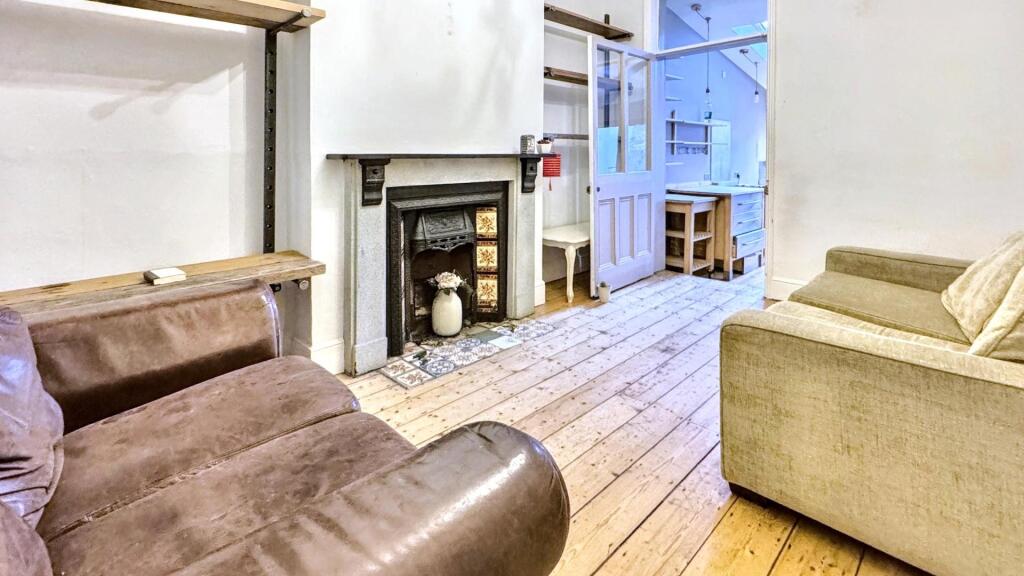 Additional property image - Kennington Avenue, Bristol