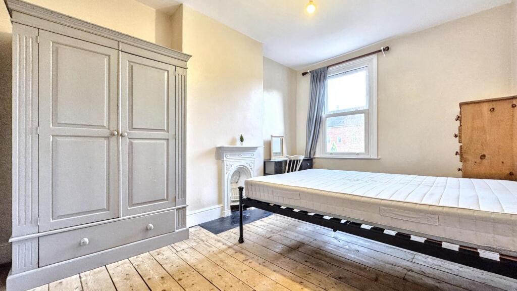Additional property image - Kennington Avenue, Bristol