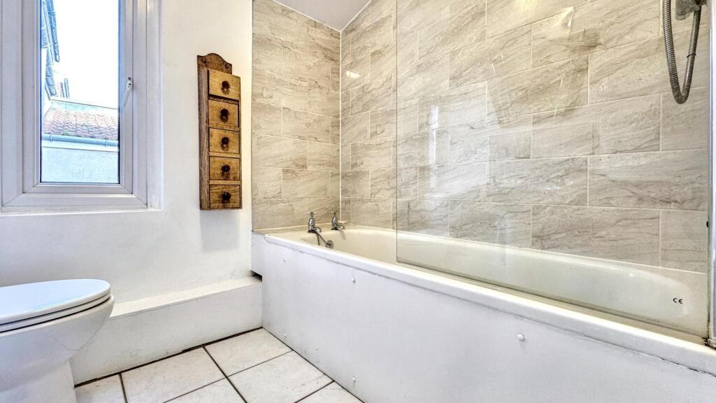 Additional property image - Kennington Avenue, Bristol