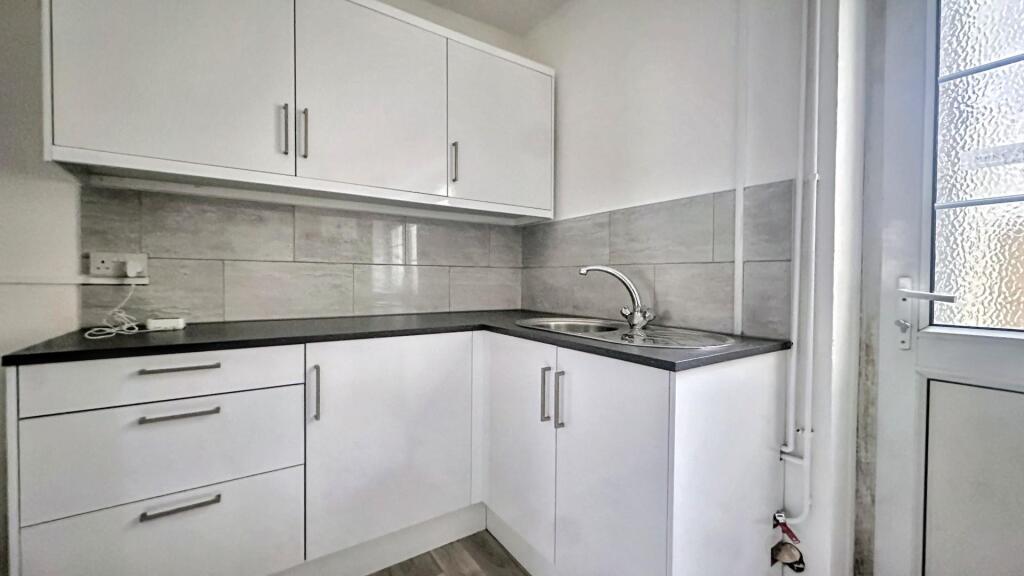 Main image of property: Meadow Street, Avonmouth, Bristol