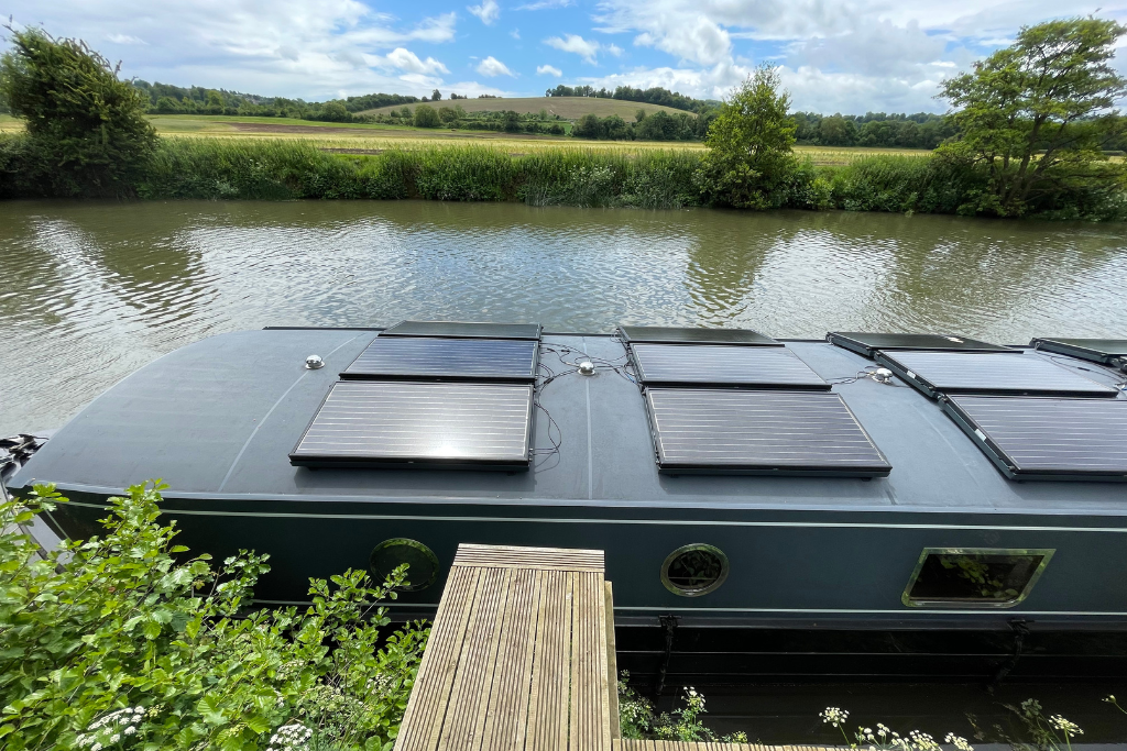Main image of property: 'Bob' The Boat, Upper Spainswick, Bath