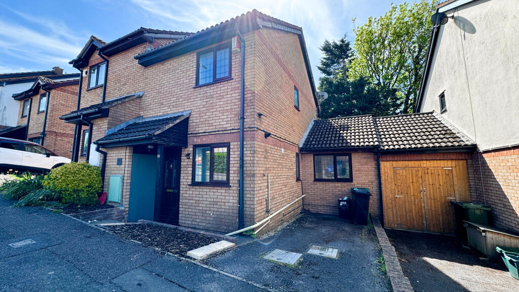 Main image of property: Bayleys Drive, Bristol, Gloucestershire, BS15