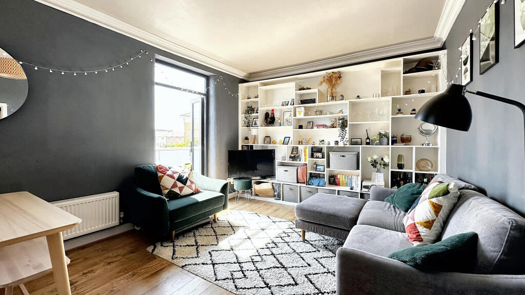 Main image of property: Hotwell Road, Bristol, BS8 4RY