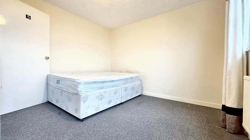 Main image of property: Lodge Causeway, Bristol