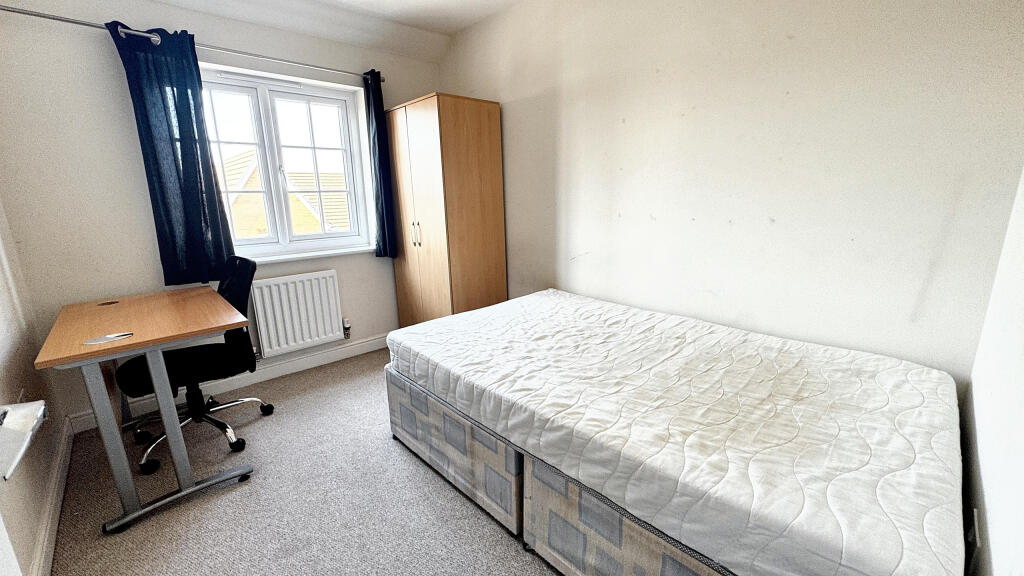 Main image of property: Great Clover Leaze, Bristol, Gloucestershire