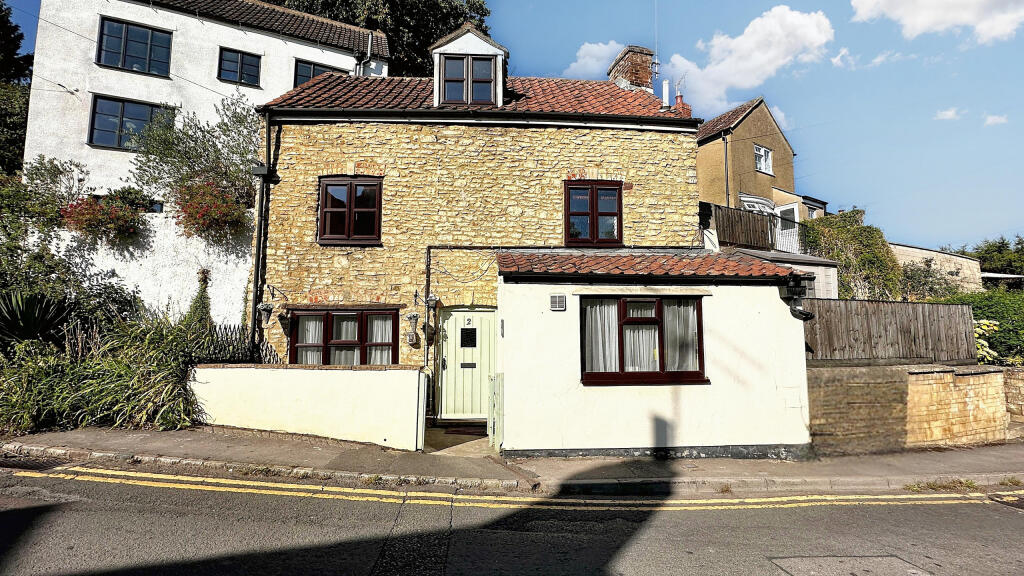 Main image of property: Potters Pond, Wotton-under-Edge, Gloucestershire, GL12 7HF, GB