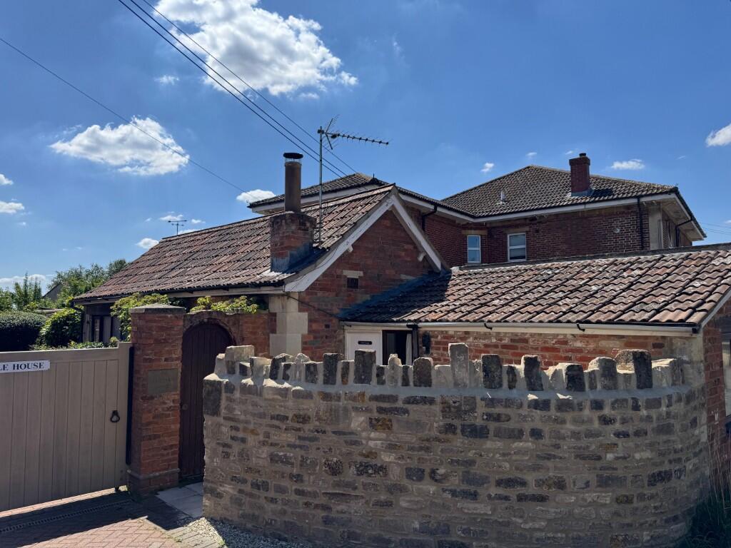 Main image of property: Stable Cottage