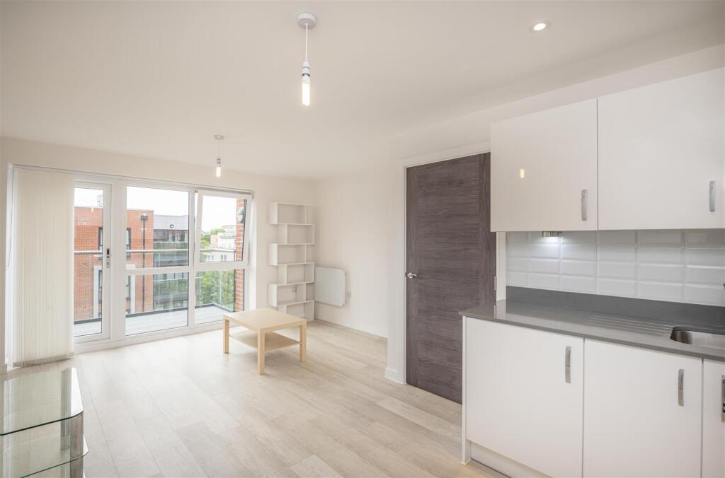 Main image of property: Holmesley Road, Borehamwood, WD6 1AP