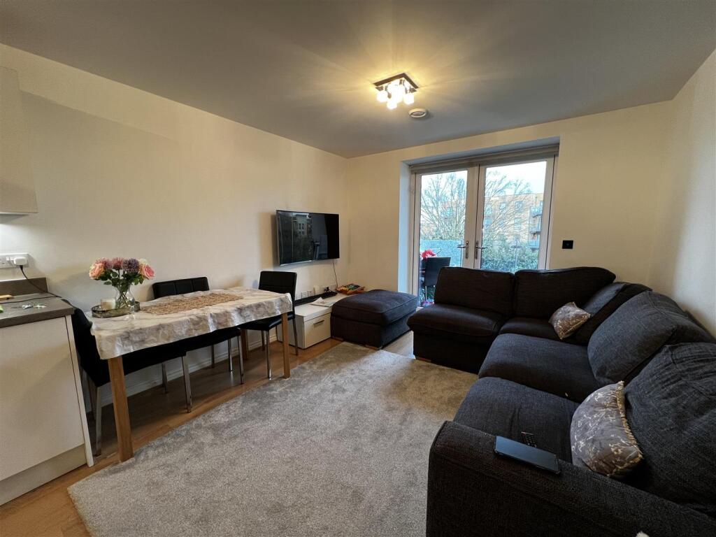 Main image of property: Gemini Park, Borehamwood WD6 1BZ