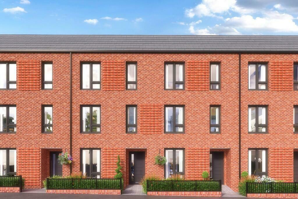 3 bedroom town house for sale in Radcliffe Street, Royton, OL2 5PT, OL2