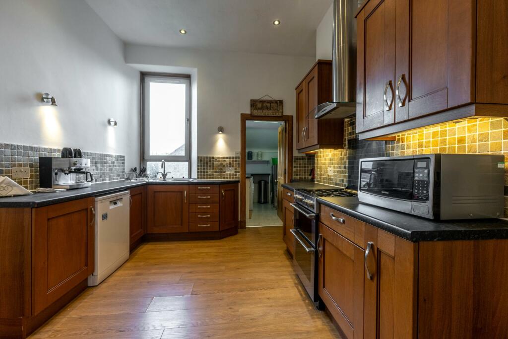 Additional property image - Fonthill Road, Ferryhill, Aberdeen, AB11