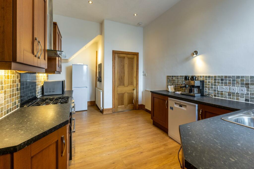 Additional property image - Fonthill Road, Ferryhill, Aberdeen, AB11