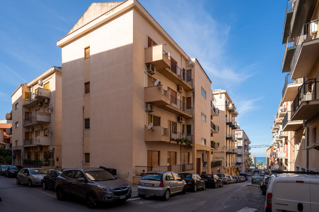 2 bedroom Apartment for sale in Cefal, Palermo, Sicily