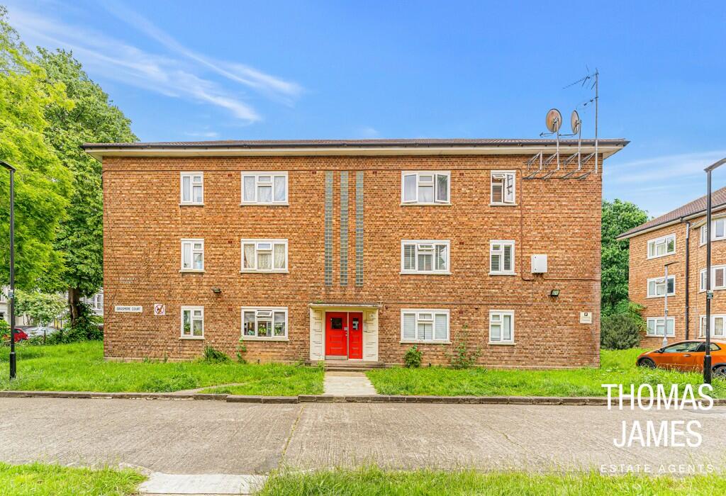 Main image of property: Grasmere Court, Bowes Park, N22