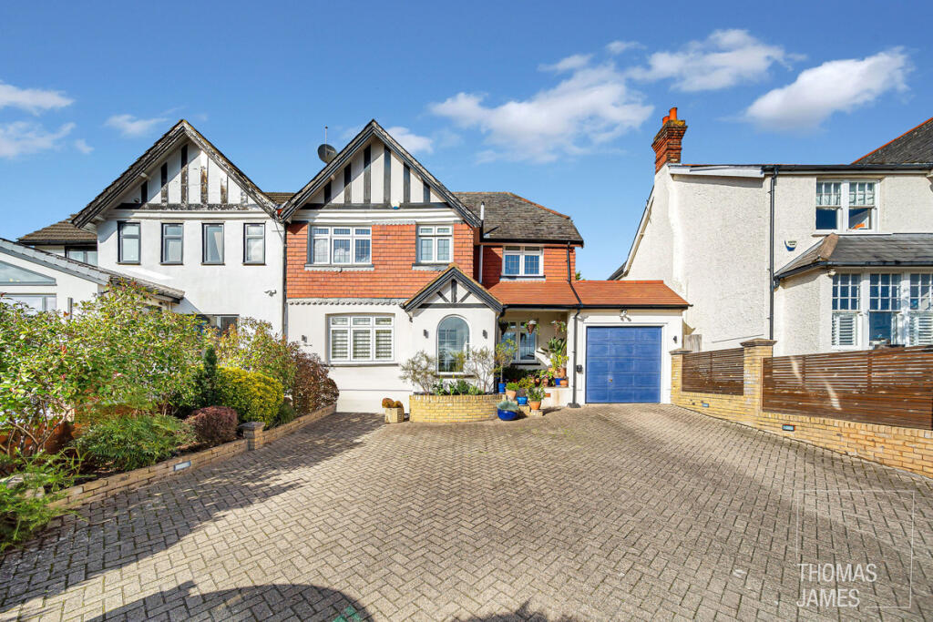 Main image of property: Chase Ridings, London, EN2