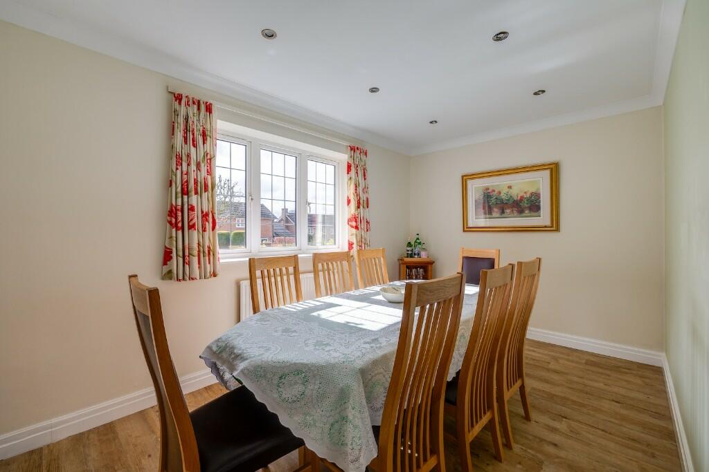 Additional property image - Heatherways, Tarporley, Cheshire, CW6