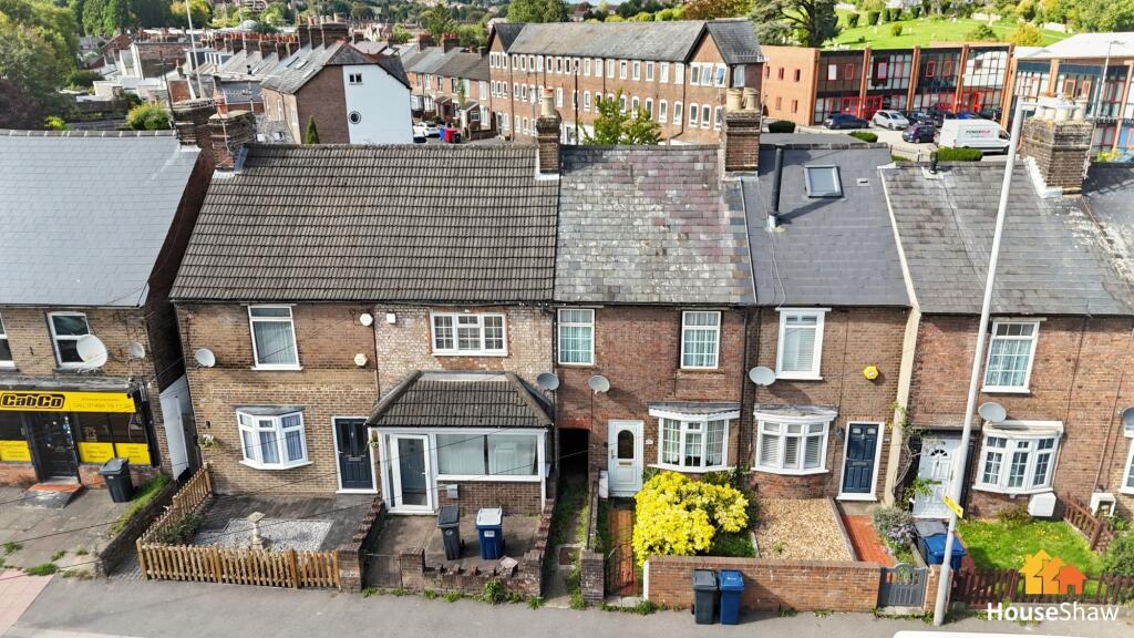 Main image of property: Broad Street, Chesham, HP5