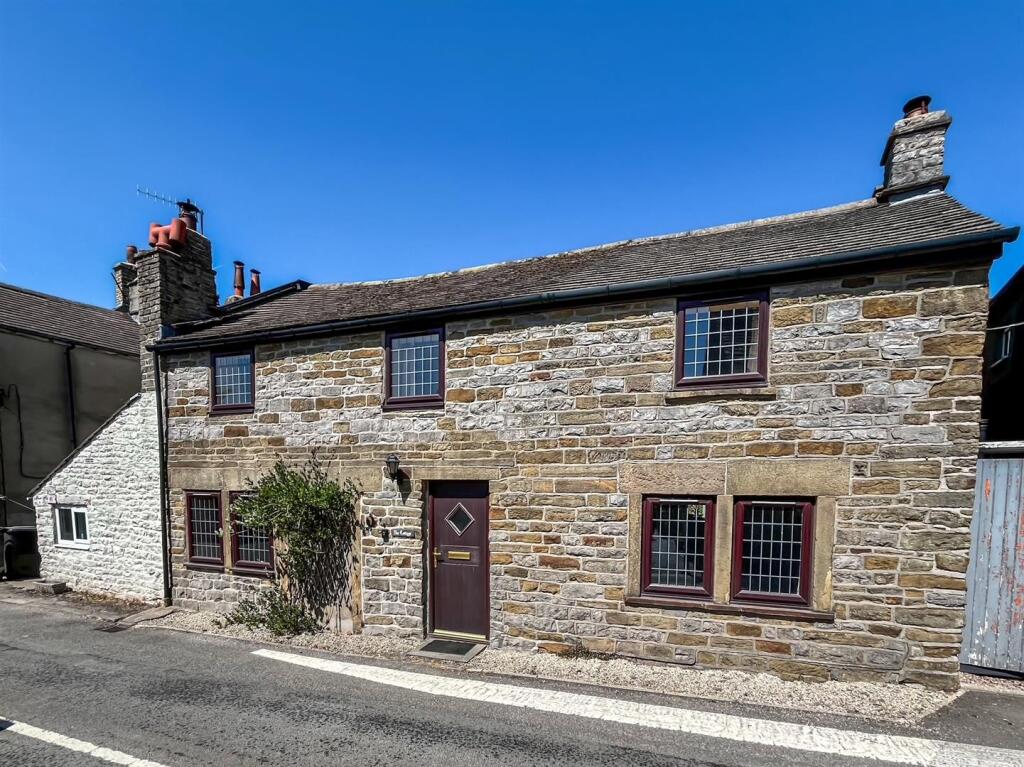 Main image of property: Sparrowpit