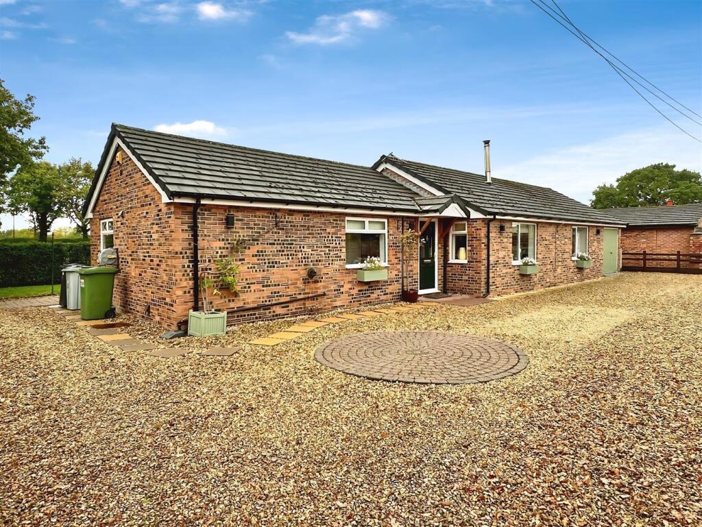 Main image of property: Pickmere Lane, Pickmere, Knutsford