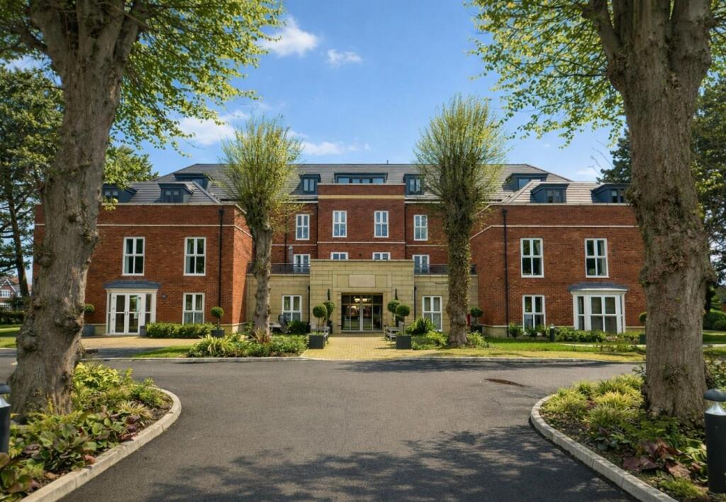 Main image of property: 28 Northwich Road, Knutsford