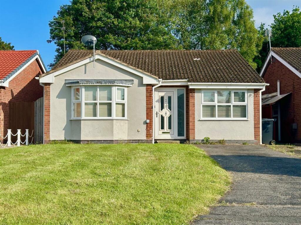 3 bedroom detached bungalow for sale in Tilstone Close, Hough, Cheshire