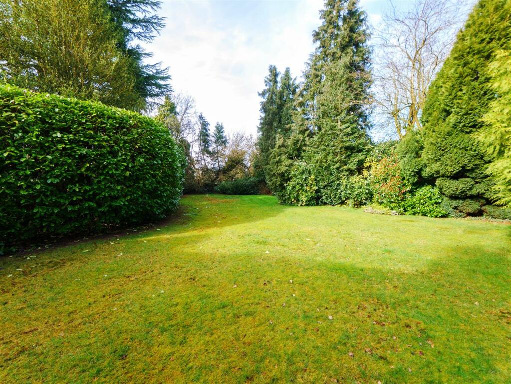 Additional property image - Princess Drive, Wistaston, Cheshire