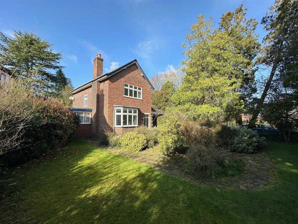 Additional property image - Princess Drive, Wistaston, Cheshire