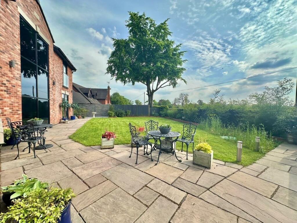 5 bedroom detached house for sale in Wrenbury Road, Aston, Cheshire, CW5