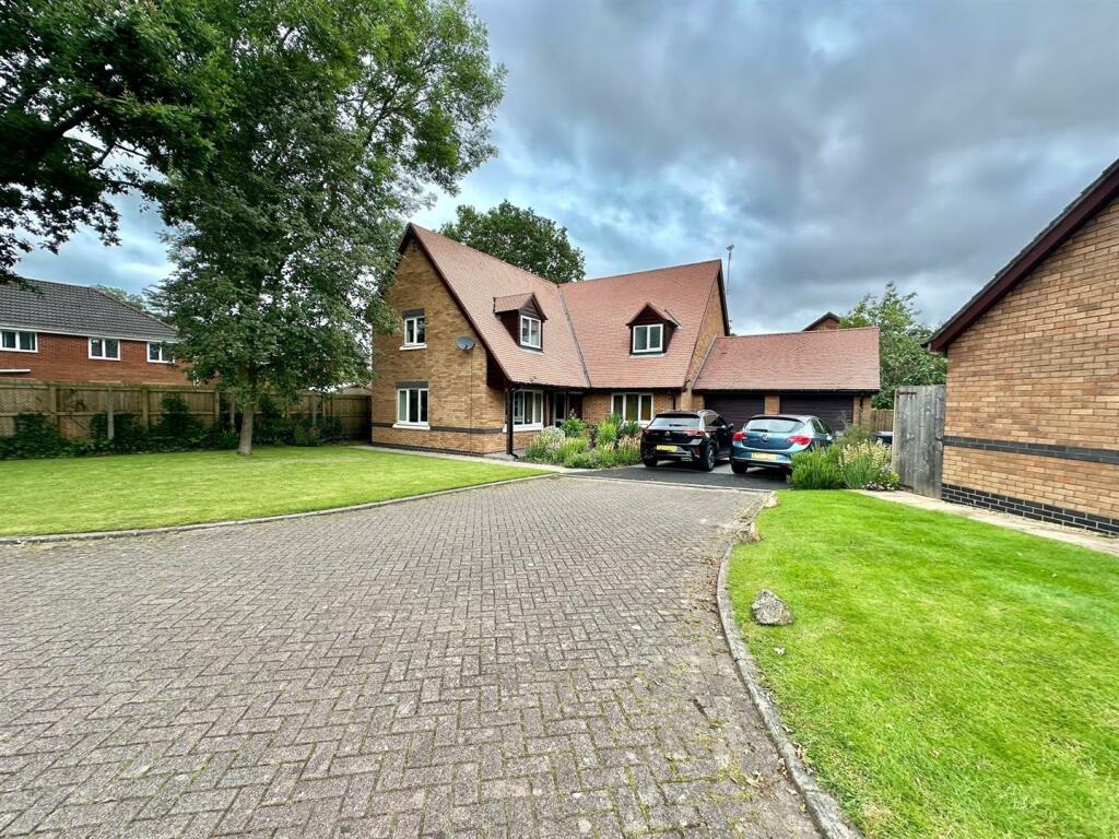 Additional property image - Hidcote Close, Wistaston, Cheshire