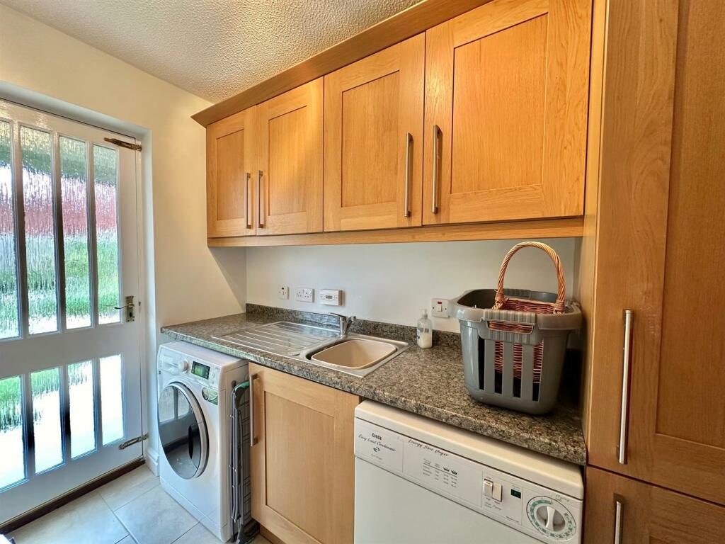 Additional property image - Hidcote Close, Wistaston, Cheshire