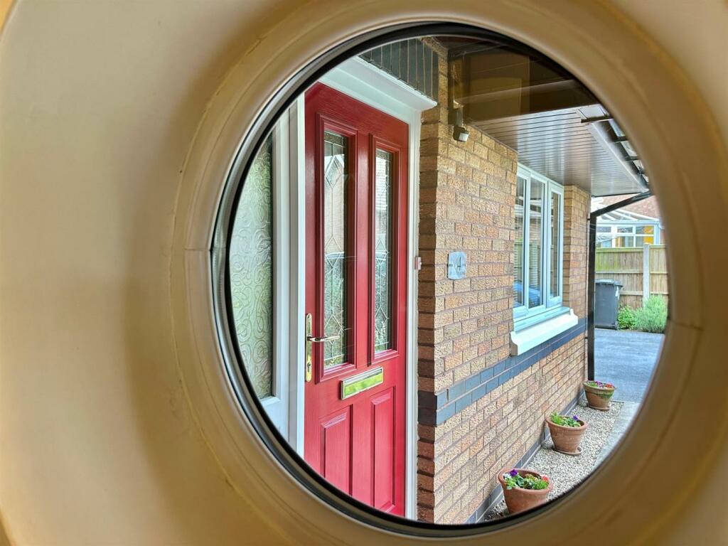 Additional property image - Hidcote Close, Wistaston, Cheshire