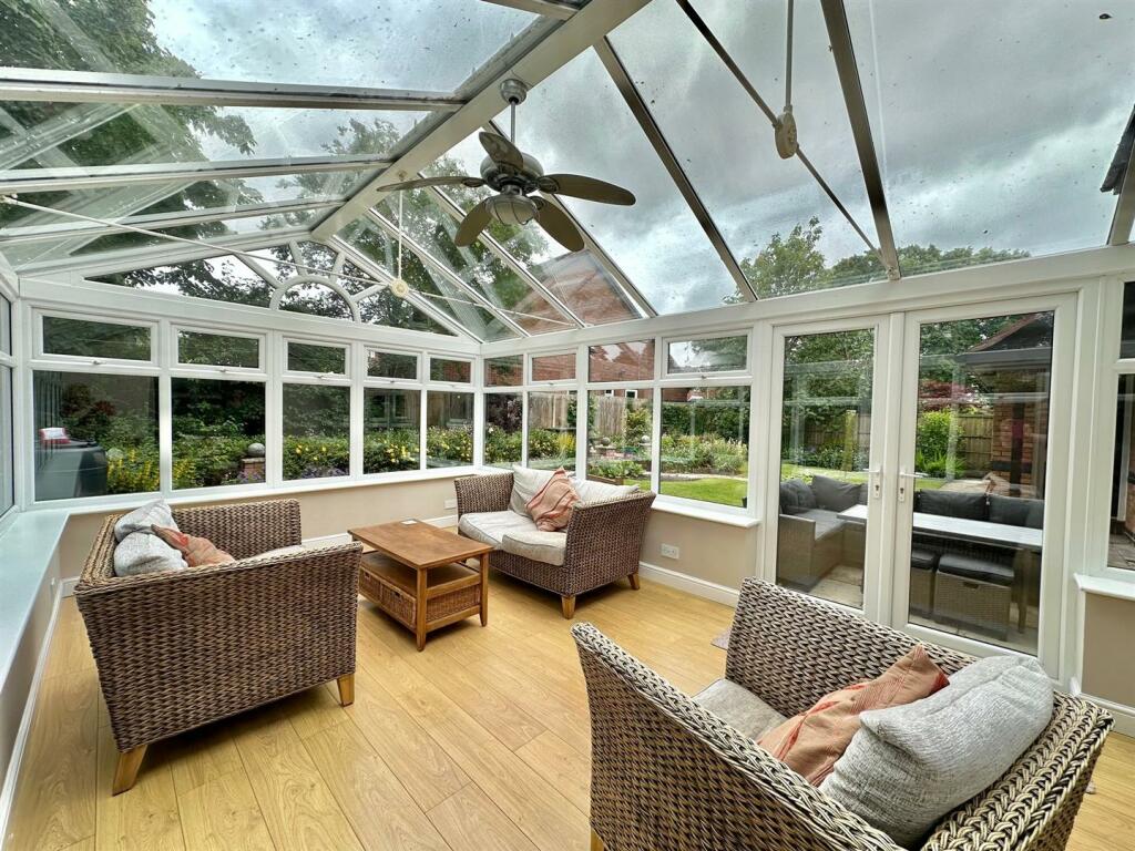 Additional property image - Hidcote Close, Wistaston, Cheshire