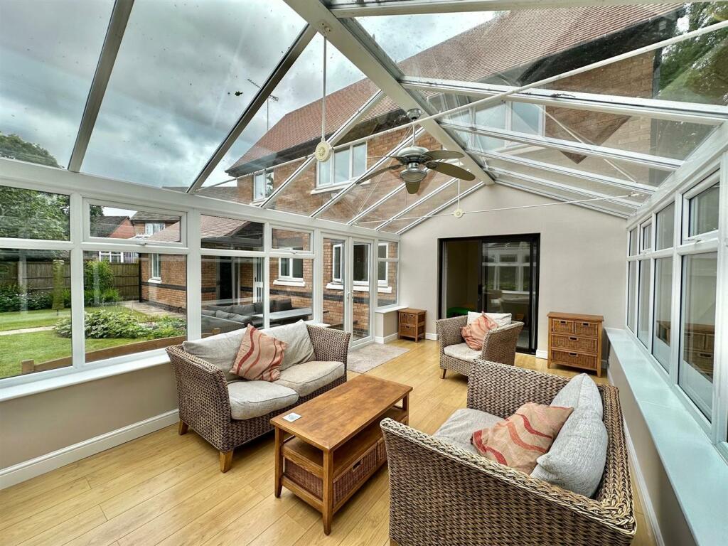 Additional property image - Hidcote Close, Wistaston, Cheshire