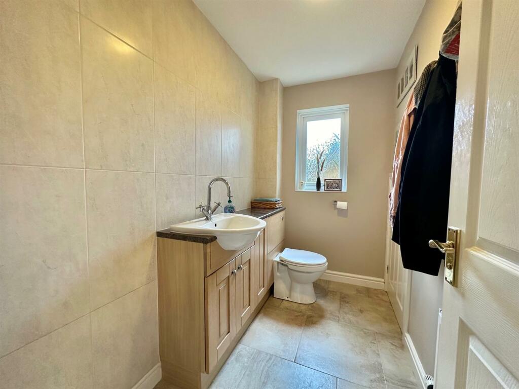 Additional property image - Hidcote Close, Wistaston, Cheshire