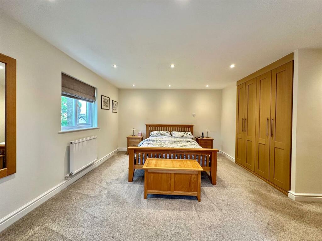 Additional property image - Hidcote Close, Wistaston, Cheshire