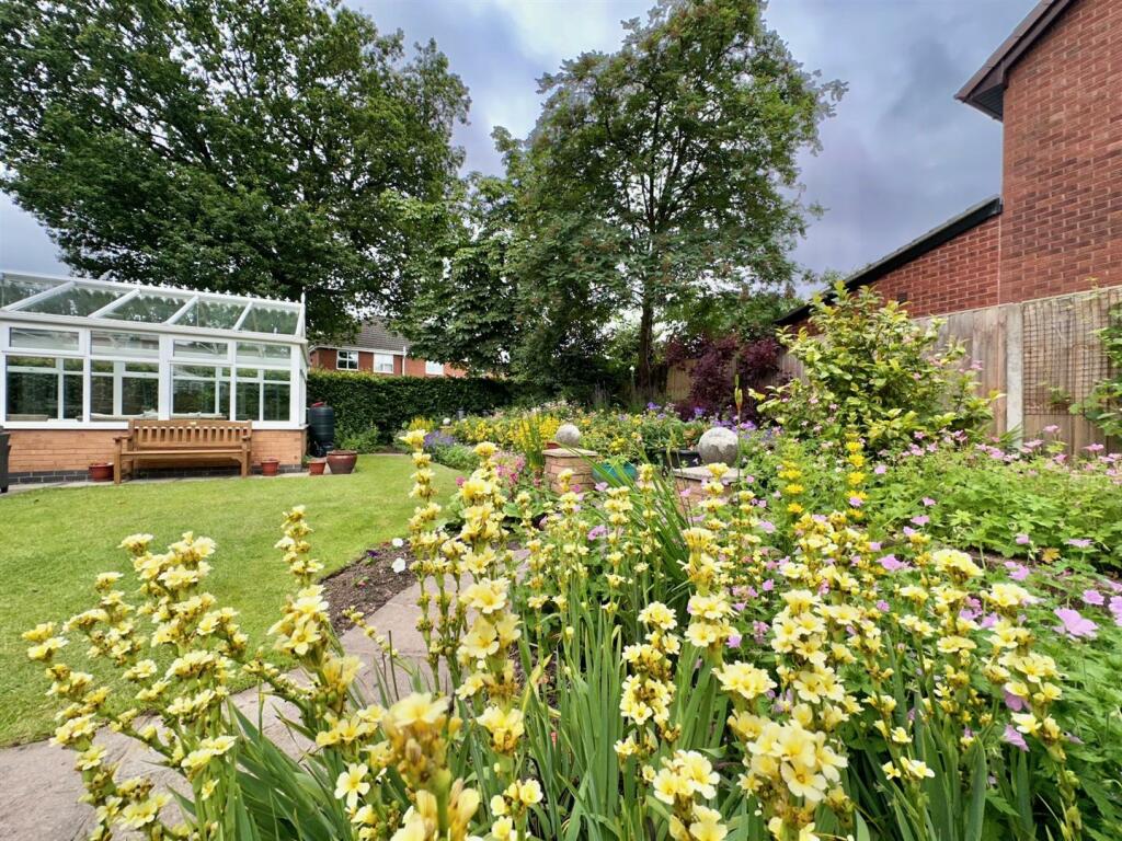 Additional property image - Hidcote Close, Wistaston, Cheshire