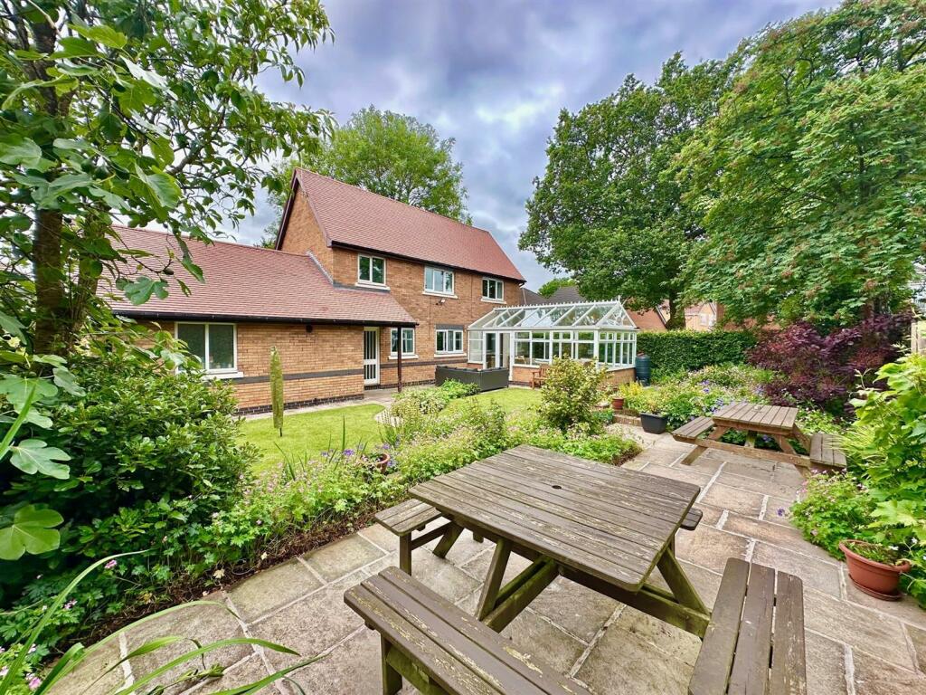Additional property image - Hidcote Close, Wistaston, Cheshire