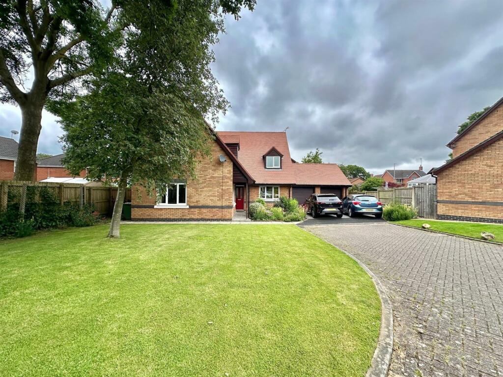 Additional property image - Hidcote Close, Wistaston, Cheshire