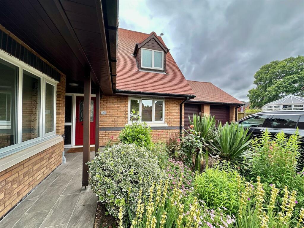 Additional property image - Hidcote Close, Wistaston, Cheshire