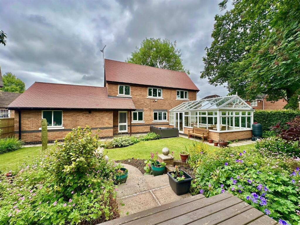 Additional property image - Hidcote Close, Wistaston, Cheshire