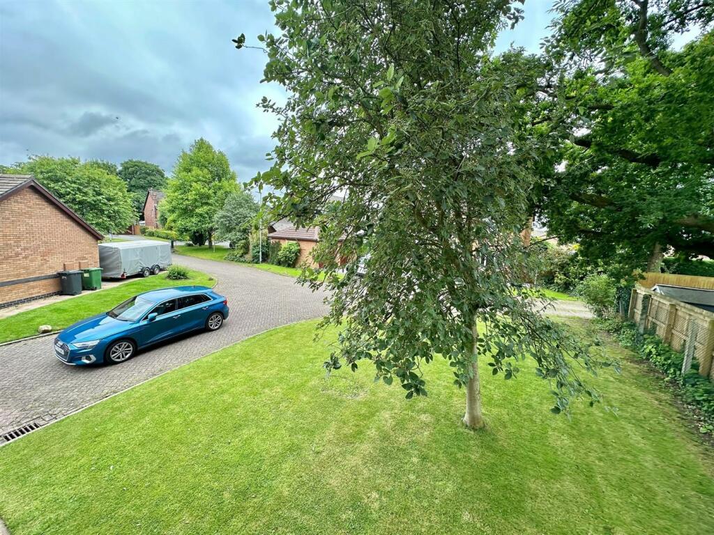 Additional property image - Hidcote Close, Wistaston, Cheshire