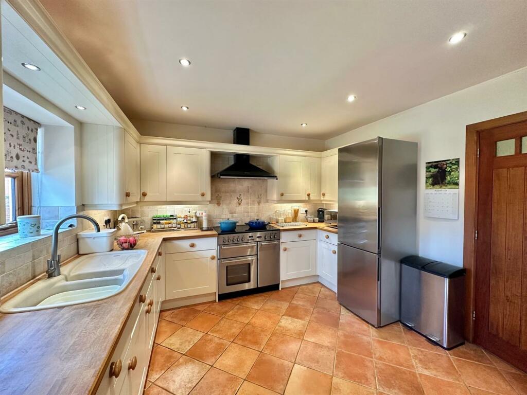 Additional property image - Chester Road, Stoke, Nantwich, Cheshire