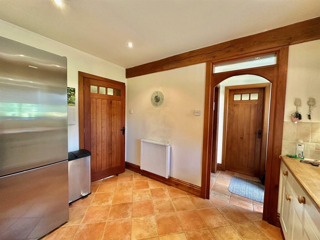 Additional property image - Chester Road, Stoke, Nantwich, Cheshire