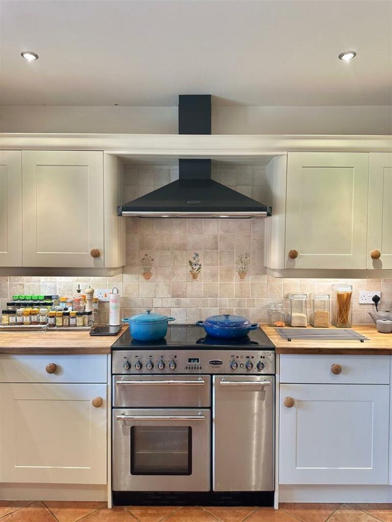 Additional property image - Chester Road, Stoke, Nantwich, Cheshire