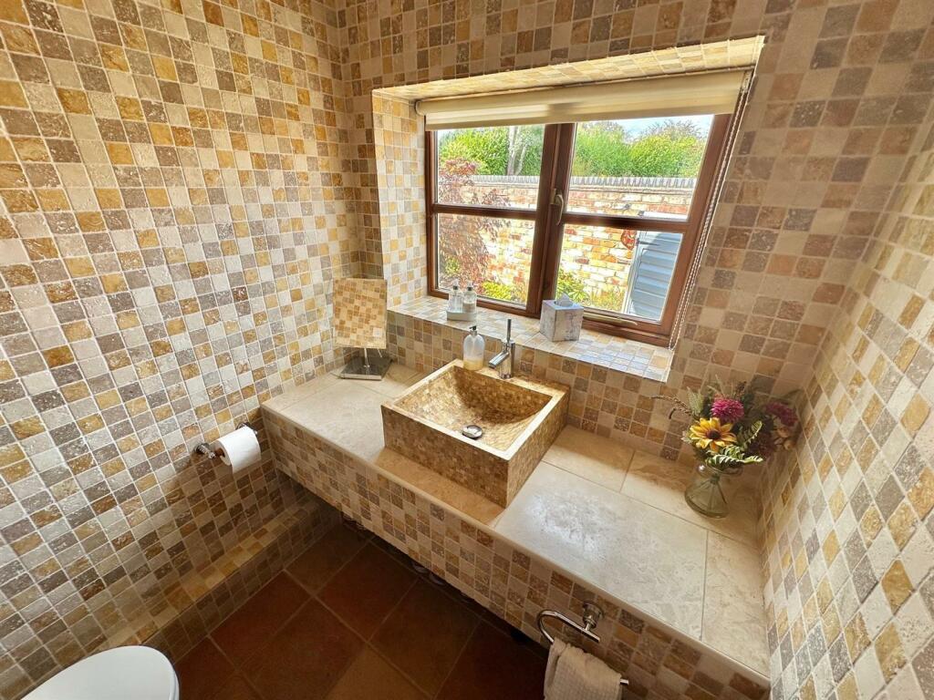 Additional property image - Chester Road, Stoke, Nantwich, Cheshire
