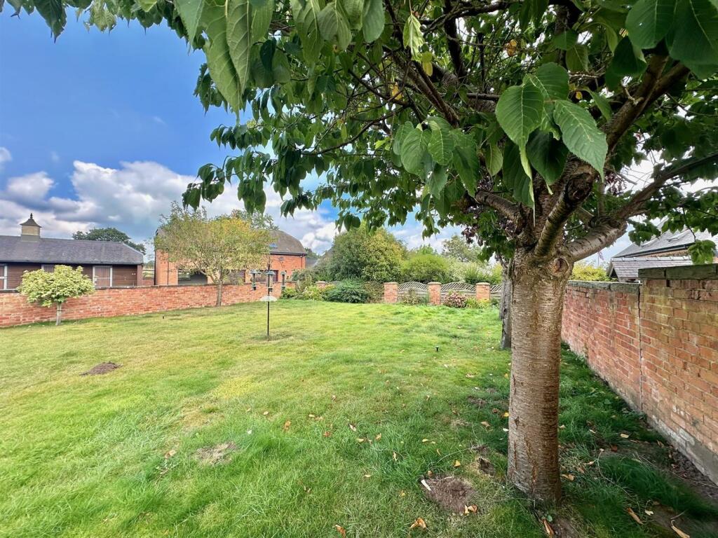 Additional property image - Chester Road, Stoke, Nantwich, Cheshire