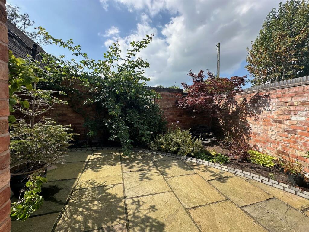 Additional property image - Chester Road, Stoke, Nantwich, Cheshire