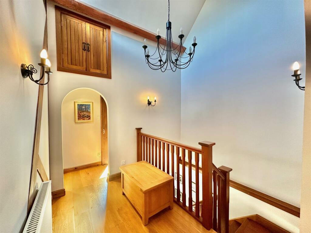 Additional property image - Chester Road, Stoke, Nantwich, Cheshire