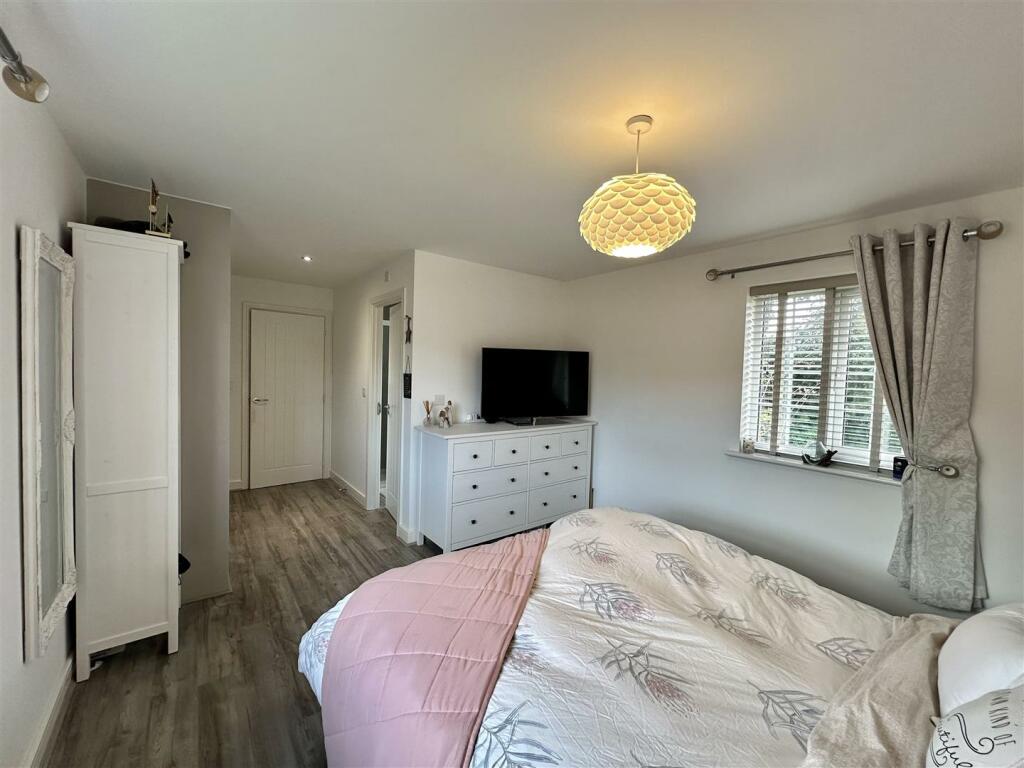 Additional property image - William Stockton Close, Shavington, Cheshire